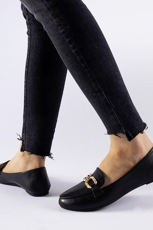 Mustad mokasiinid klambriga Sovera