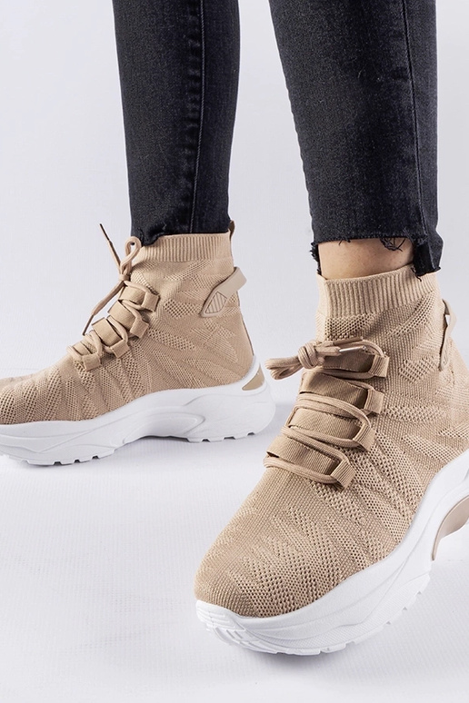 Pruunid Vigatto kõrged tossud