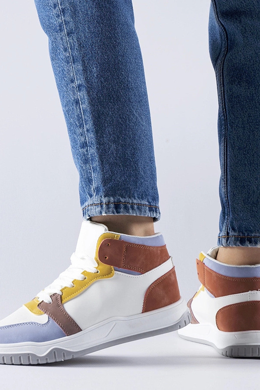 Elizabethi lillad kõrged tossud