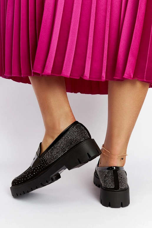 Mustad mokassiinid, mis on...