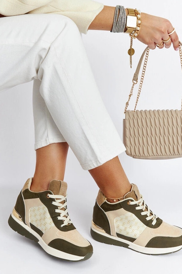 Green Chestnut Wedge tossud