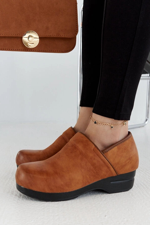 Pruunid Montoro platvormkingad – soe...