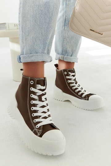 Rohelised Ronchise kõrged tossud