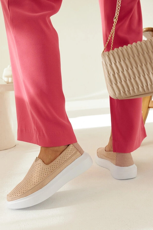 Naiste kuldsed ažuursed paksu tallaga...