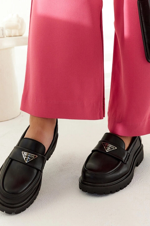 Teri mustad mokasiinid