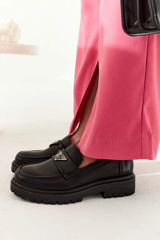 Teri mustad mokasiinid