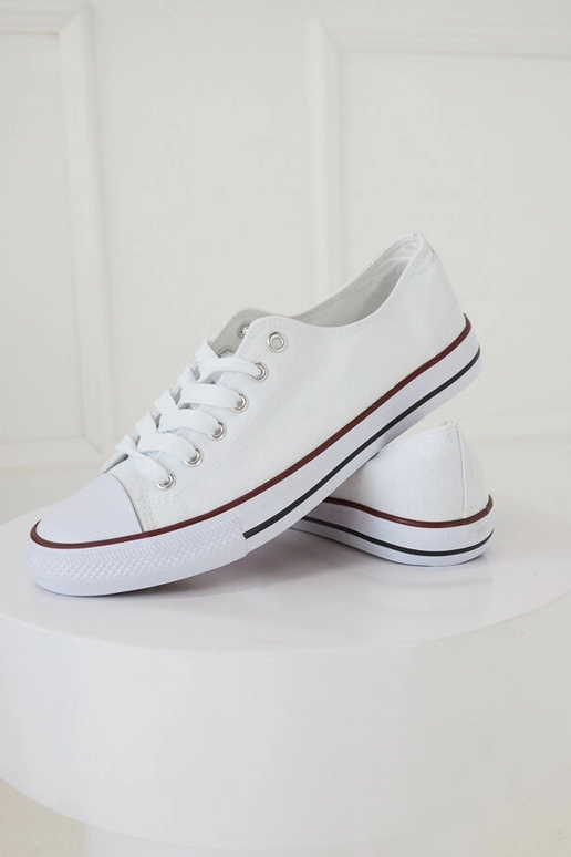 Valged meeste Roope tossud