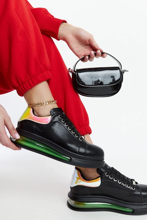 Mustad tossud platvormil GOE NN2N4030 Mustad tossud platvormil GOE NN2N4030