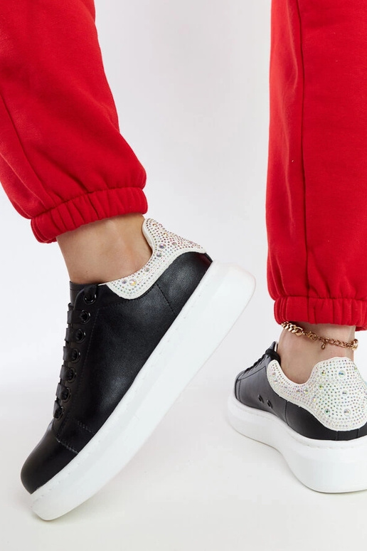 Mustad tossud platvormil GOE JJ2N4052 Mustad tossud platvormil GOE JJ2N4052