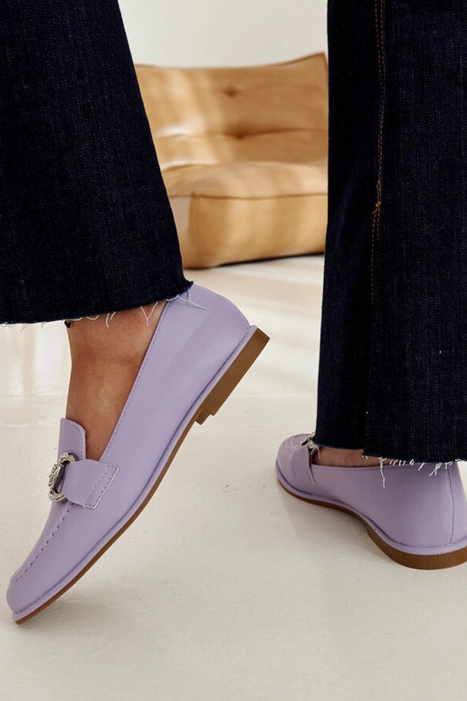 Marija lillad mokassiinid tsirkoonidega