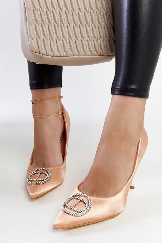 Heleroosad tsirkoonist kontsad Elife Heleroosad tsirkoonist kontsad Elife