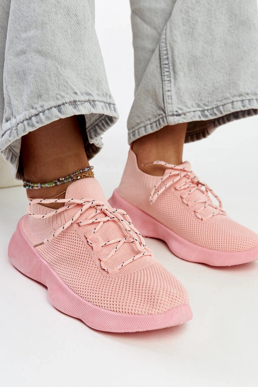 Roshni roosad sporditossud