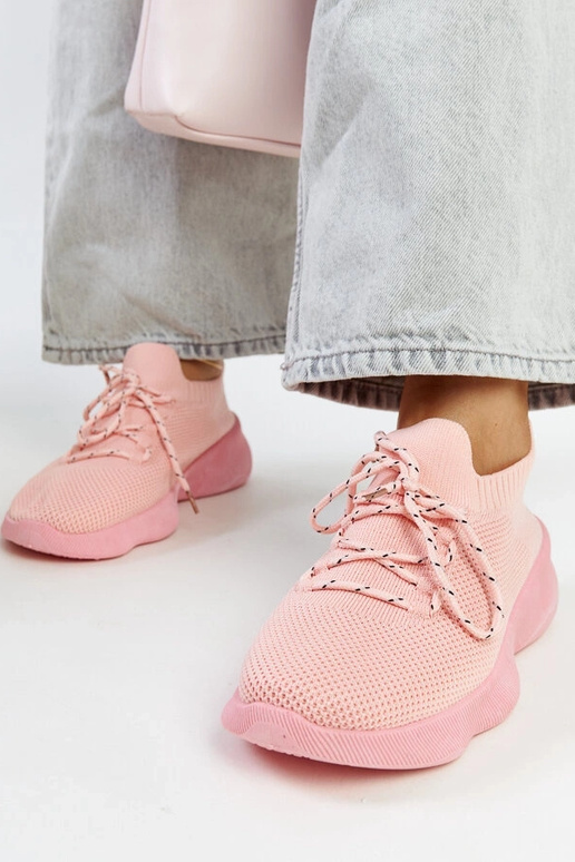 Roshni roosad sporditossud