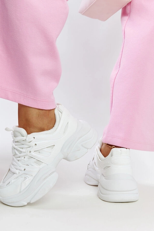 Valged sporditossud Feaven