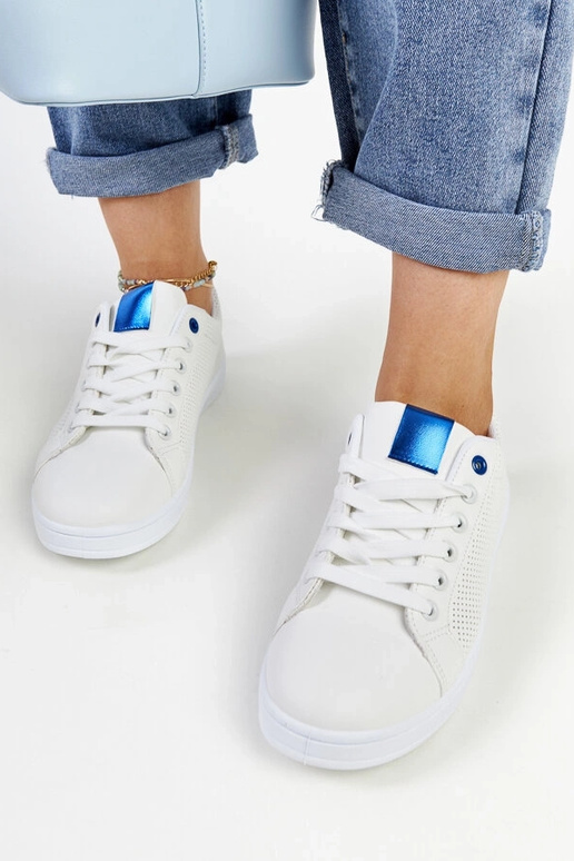 Valged ökonahast tossud Semret