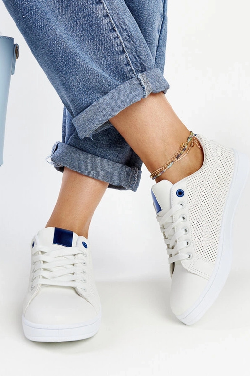 Valged ökonahast tossud Semret