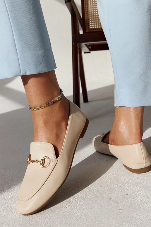 Beežid mokassiinid pandlaga Erminia