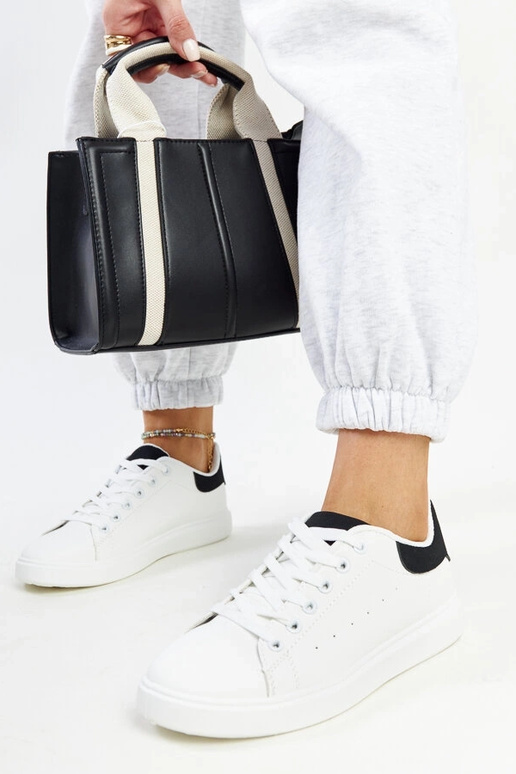 Must-valged Ariami platvormiga tossud Must-valged Ariami platvormiga tossud