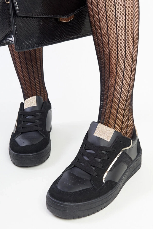 Mustad Walda platvormtossud Mustad Walda platvormtossud