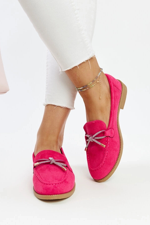 Tumed roosad mokasiinid kaunistatud...