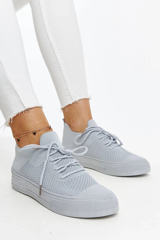 Senaida hallid kerged sporditossud