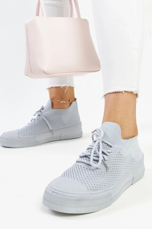 Senaida hallid kerged sporditossud