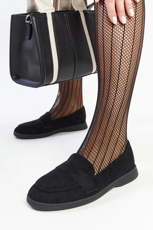 Nibrase mustad seemisnahast püksid