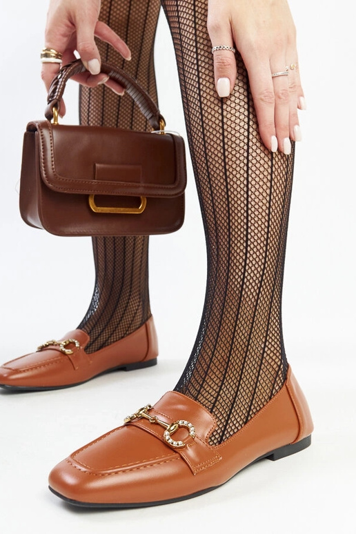 Pruunid Areebah lukuga mokassiinid