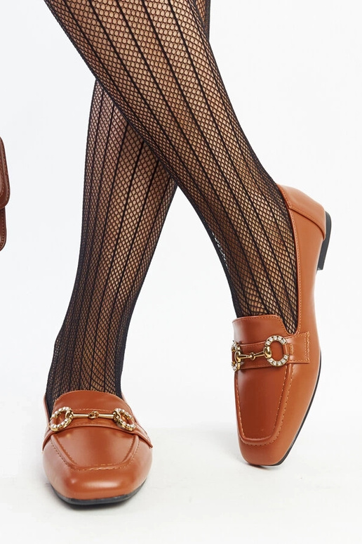 Pruunid Areebah lukuga mokassiinid