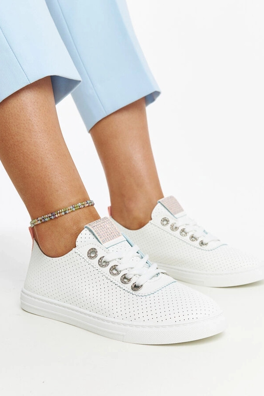 Valged Anbarini ökonahast tossud