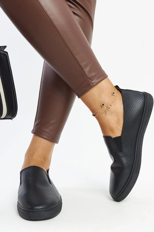 Mustad Sanani kingad