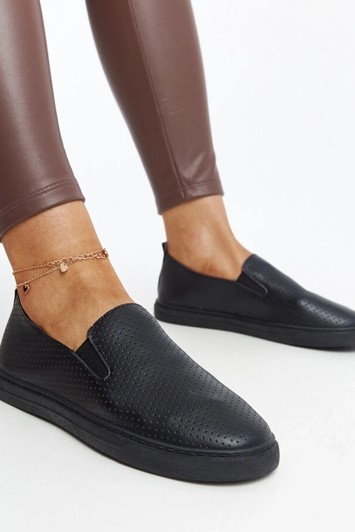 Mustad Sanani kingad