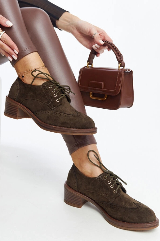 Rohelised seemisnahast kontsaga...