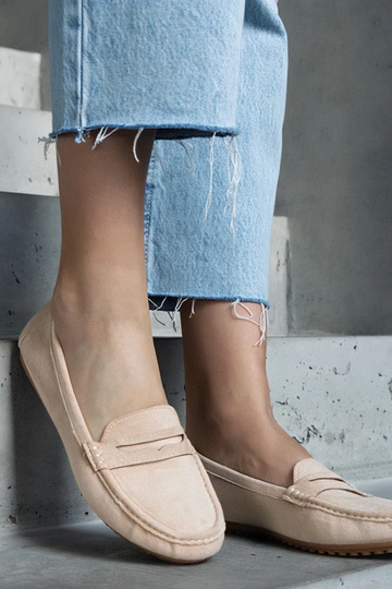 Beežid mokasiinid...