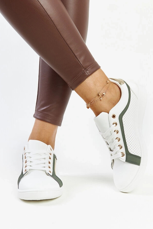 Valged ja rohelised Amali platvormiga... Valged ja rohelised Amali platvormiga...