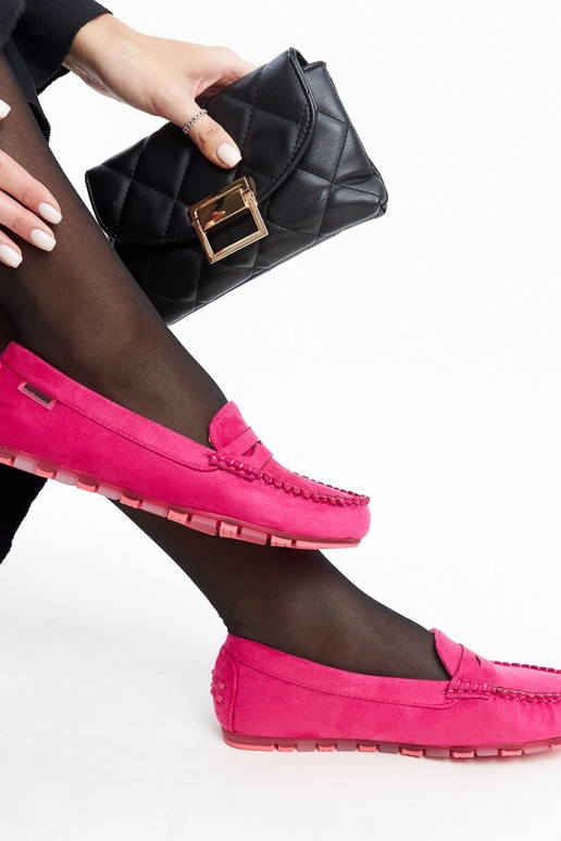 Nafisah tumeroosad seemisnahast püksid