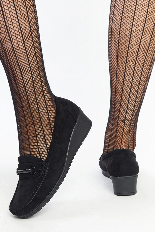 Ameli mustad kiilpüksid