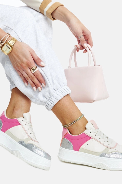 Valged ja roosad paksema tallaga... Valged ja roosad paksema tallaga...