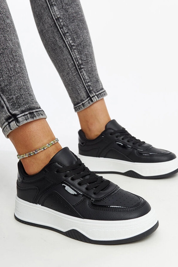 Mustad tossud paksema...