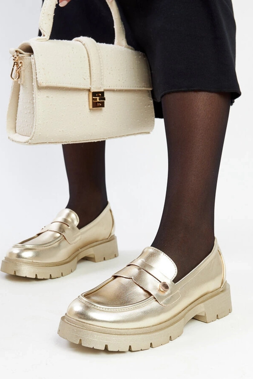 Kuldne mokasiin kunstnahast Mladenka