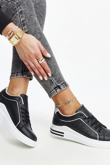 Mustad ažuursed tossud... 2