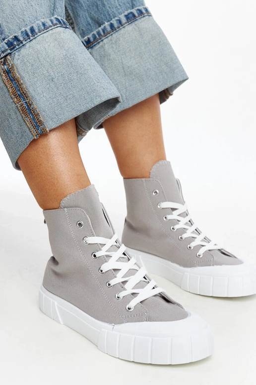 Hallid kõrged tennised Vinka