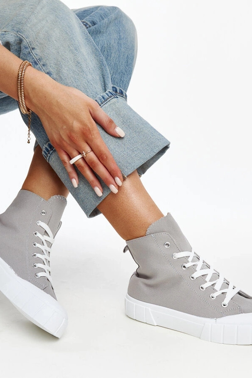 Hallid kõrged tennised Vinka