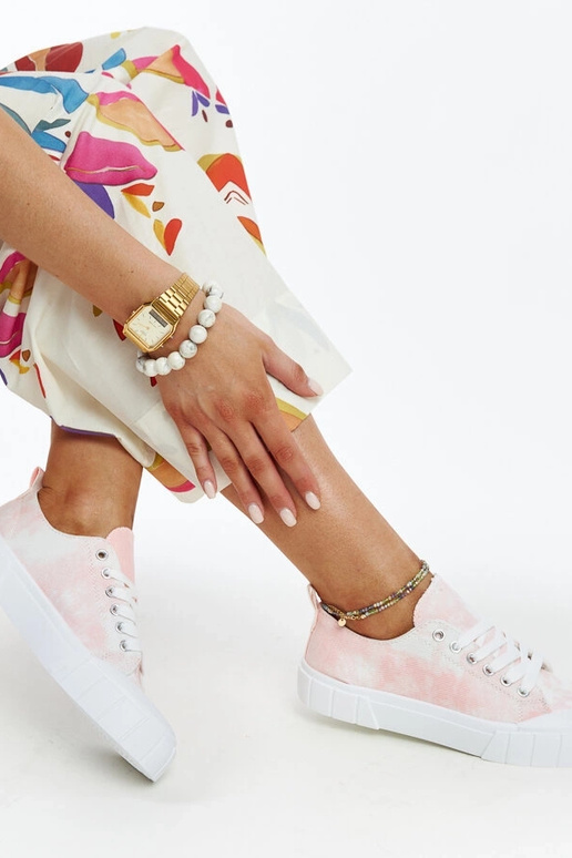 Jerina roosast kangast tossud