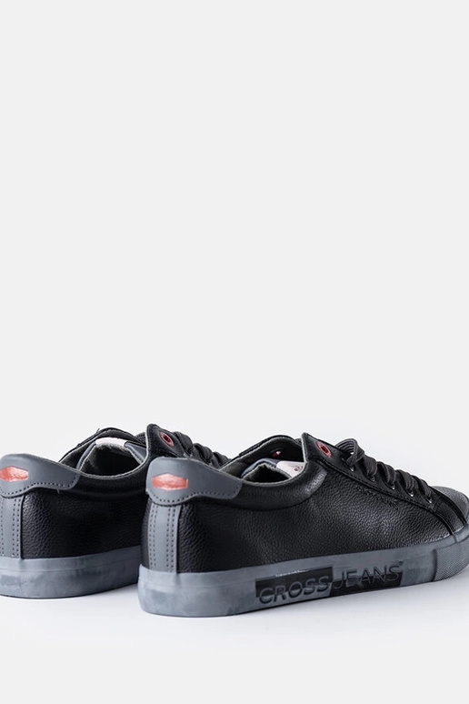 Must-hallid meessportlikud tennised...