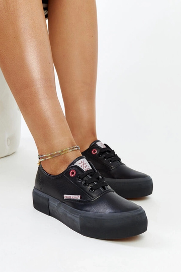 Mustad naiste tossud CROSS...