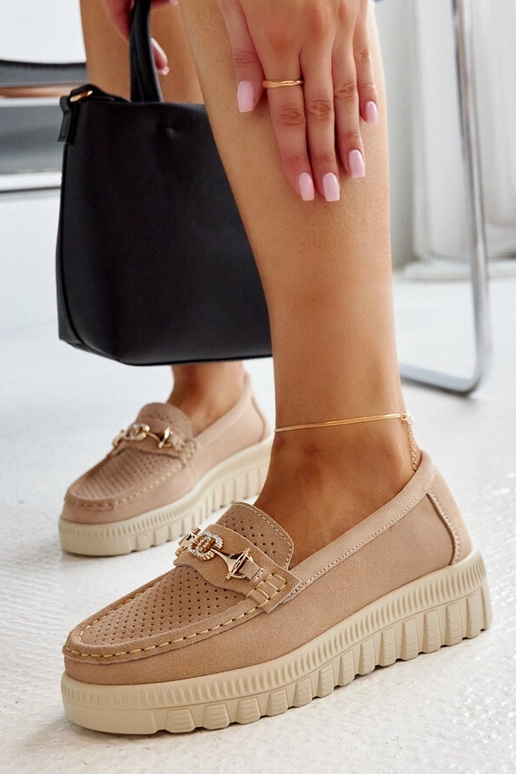 Beežid nahast poolsaapad dekoratiivse...