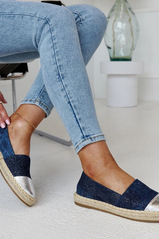 Meresinised ja hõbedased läikivad...