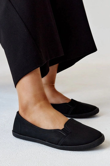 Mustad kinnised tossud,... 2