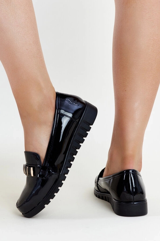 Mustad lakknahast pätsikesed...